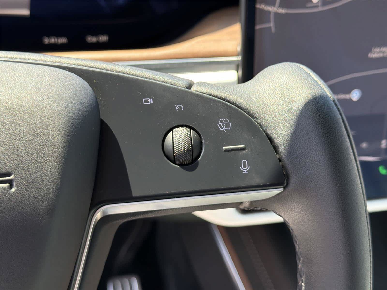Used 2023 Tesla Model X AWD/4WD image 35