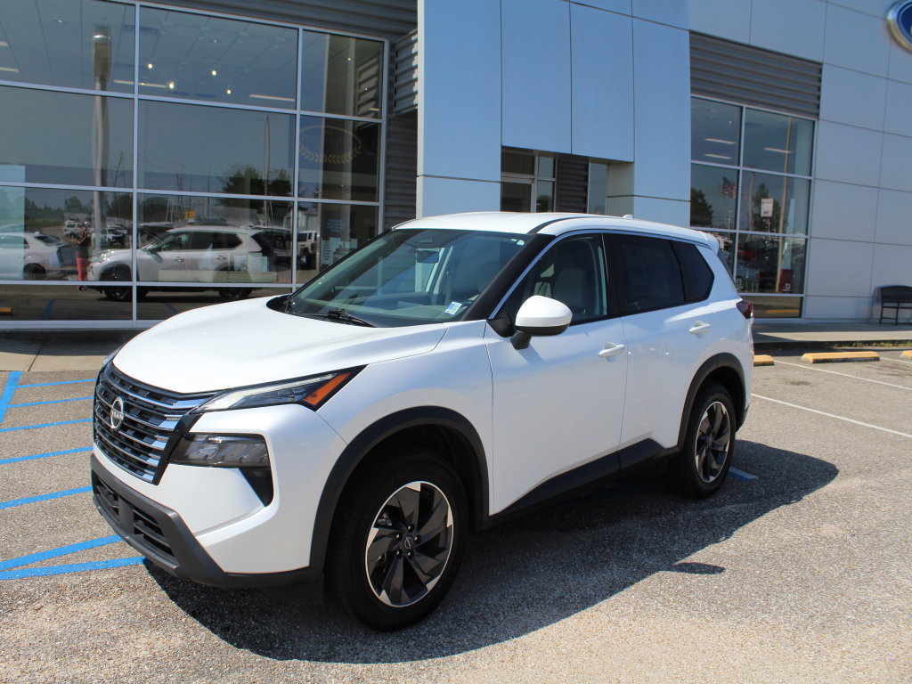 Used 2025 Nissan Rogue SV