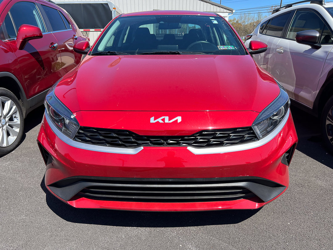Used 2024 Kia Forte LXS w/ LXS Technology Package FWD image 8