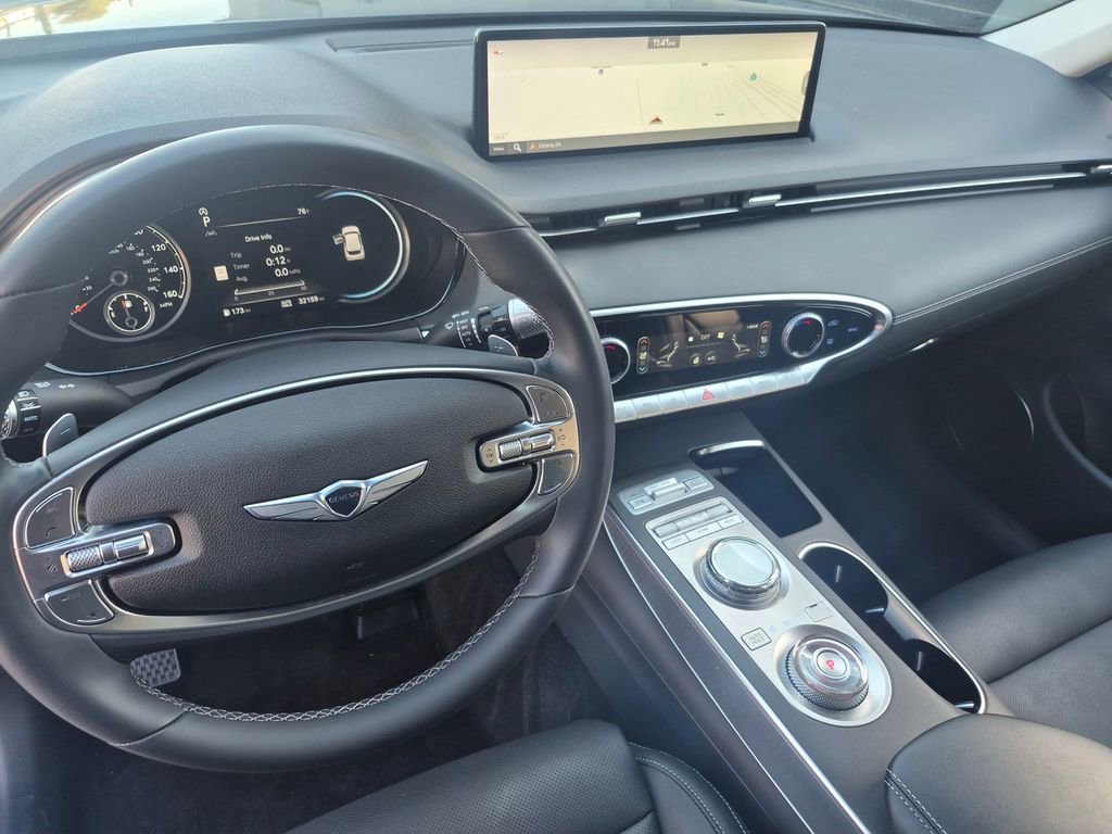 Used 2023 Genesis GV70 2.5T w/ Select Package image 25