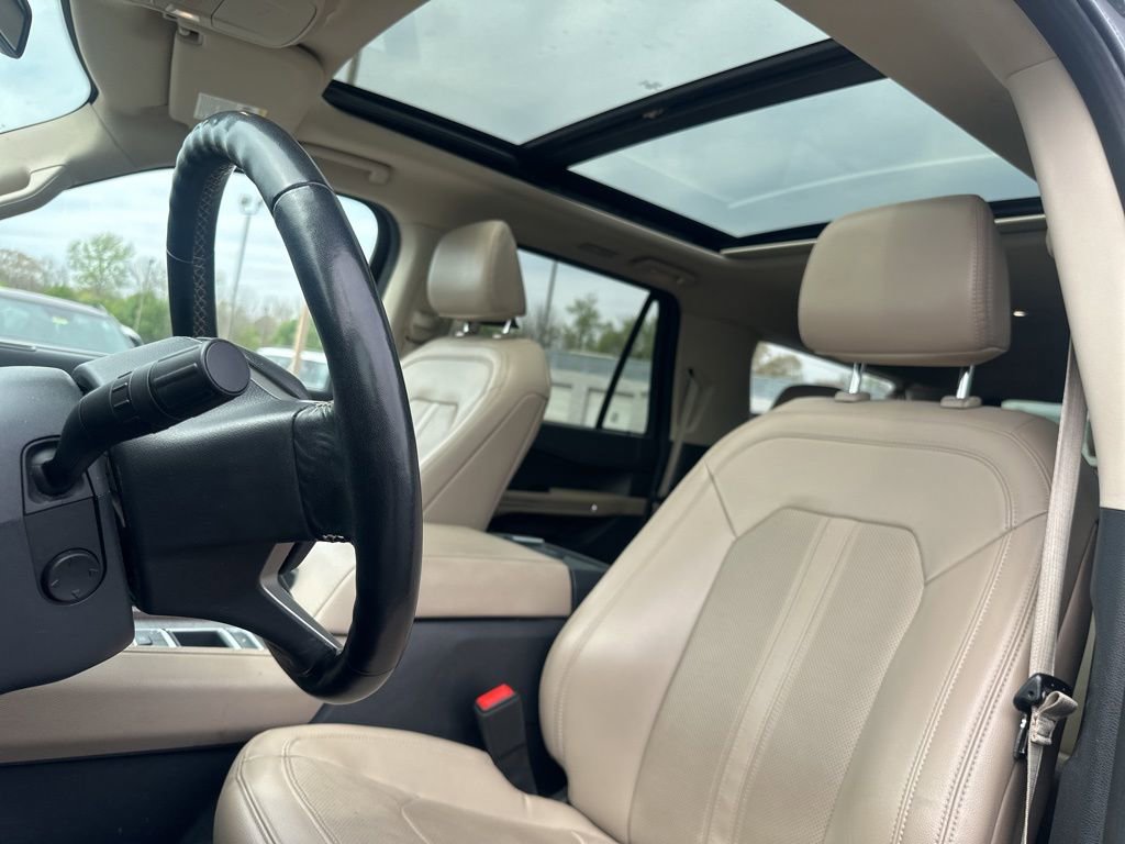 Used 2024 Ford Expedition Max Limited image 31