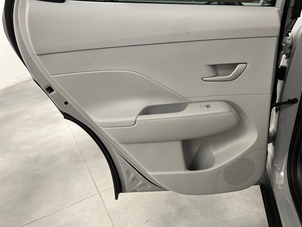 Used 2025 Hyundai Kona SEL FWD image 19