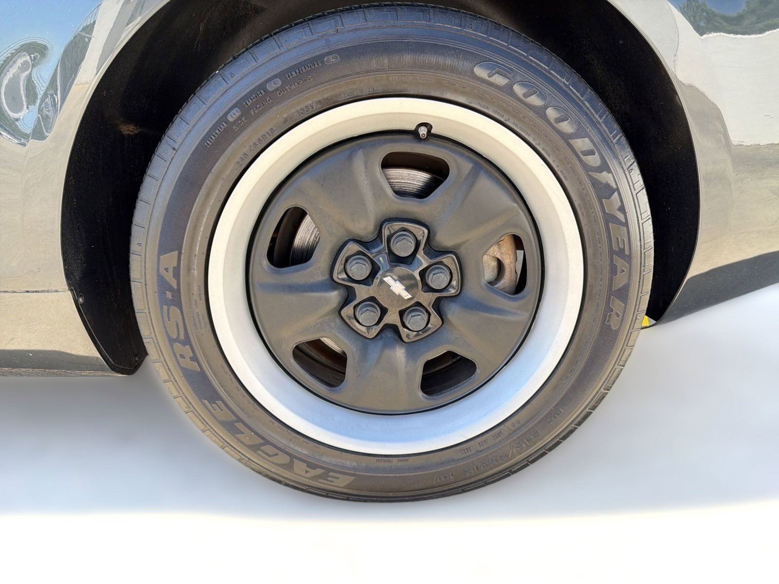 Used 2013 Chevrolet Camaro LS image 11