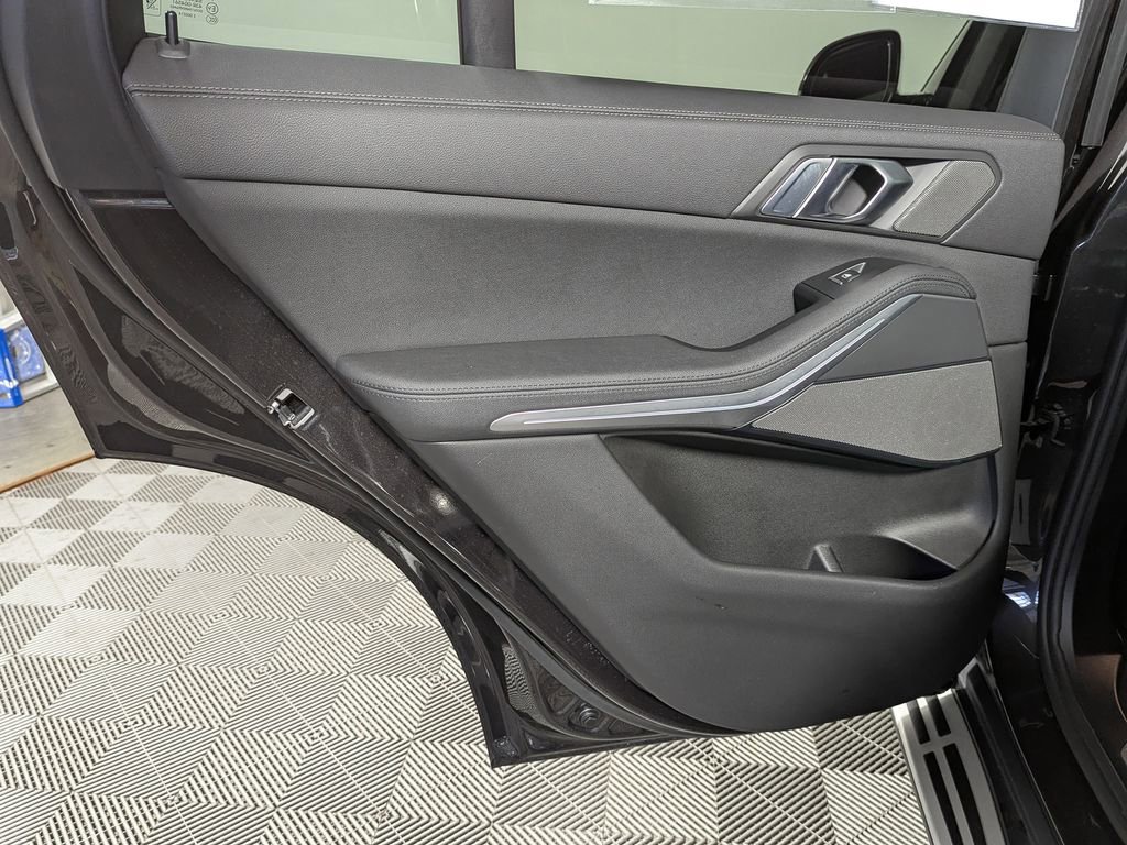 Used 2021 BMW X5 xDrive40i w/ Premium Package image 46