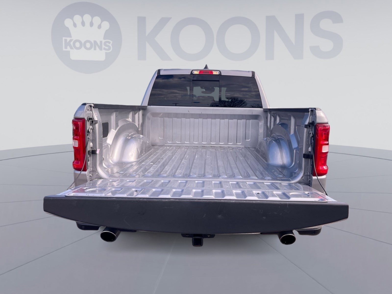 Used 2025 RAM 1500 Laramie image 22