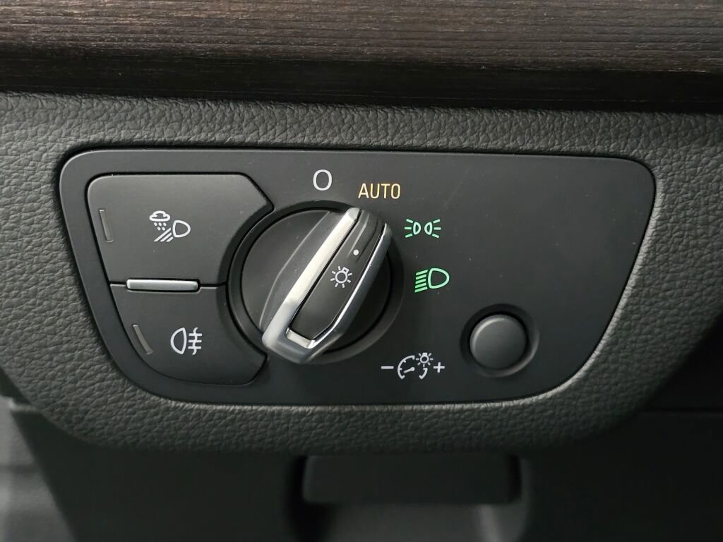 New 2025 Audi Q5 2.0T Premium Plus image 23