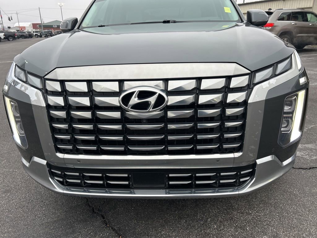 Used 2023 Hyundai Palisade Calligraphy image 39