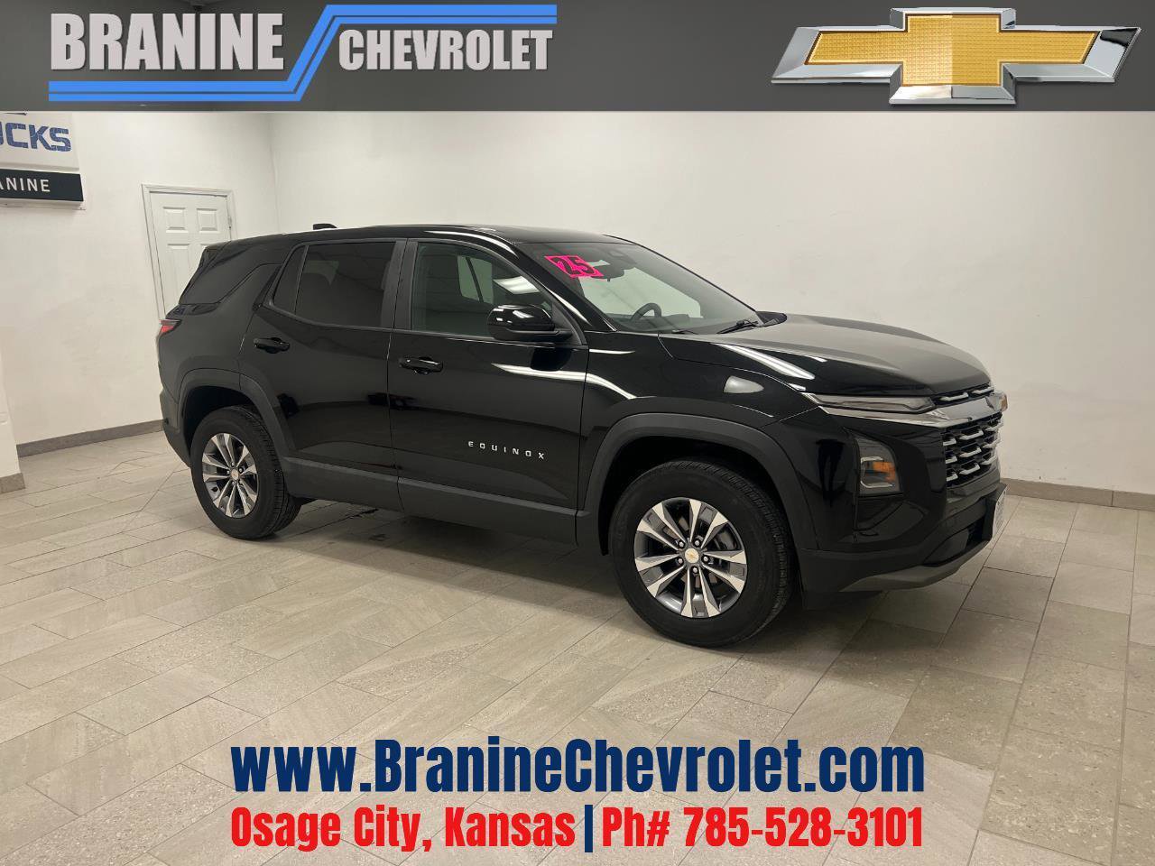 Used 2025 Chevrolet Equinox LT FWD image 1