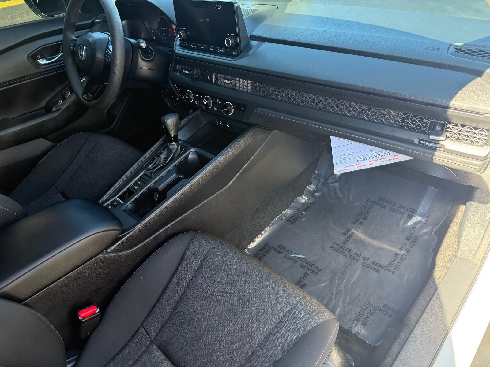 Certified 2025 Honda Accord SE image 30