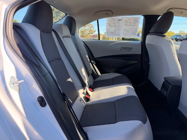 Certified 2025 Toyota Corolla LE FWD image 17
