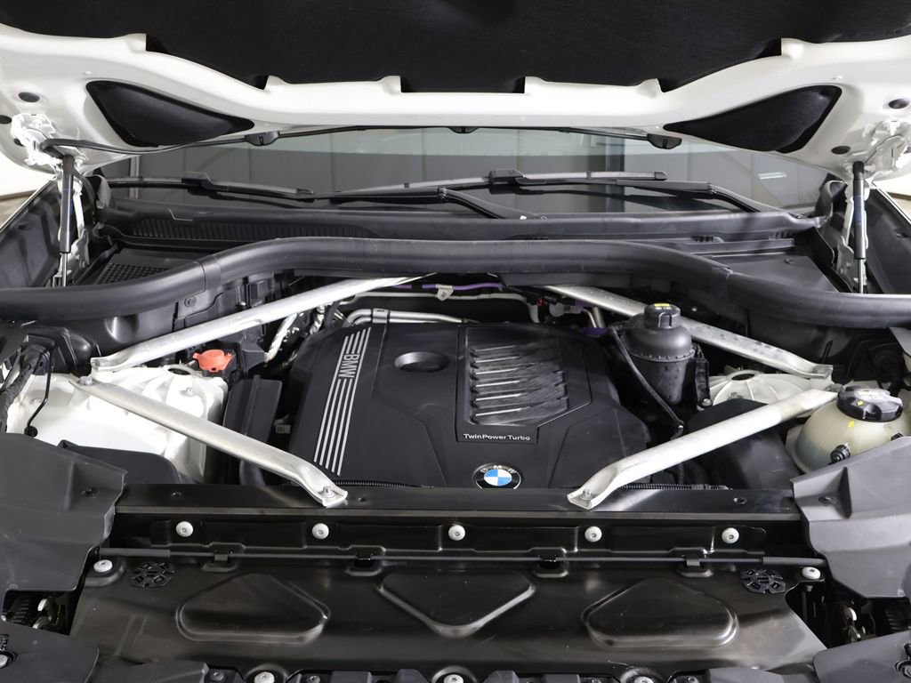 Used 2022 BMW X5 xDrive40i AWD/4WD image 26