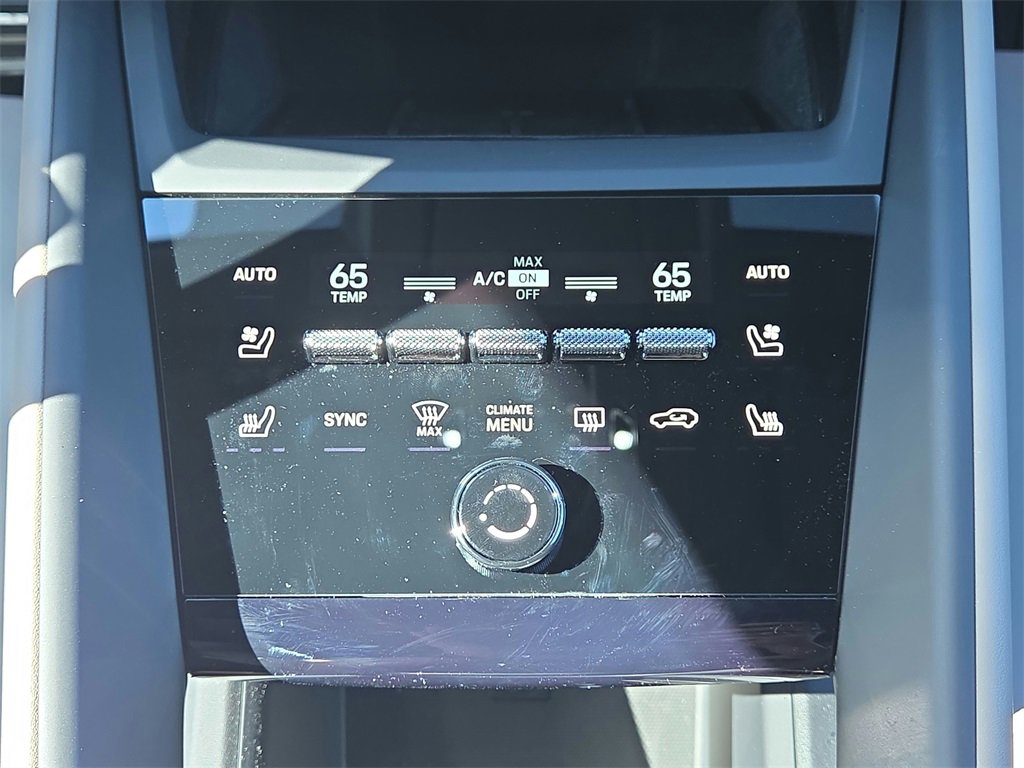 New 2025 Porsche Macan 4S Electric image 11