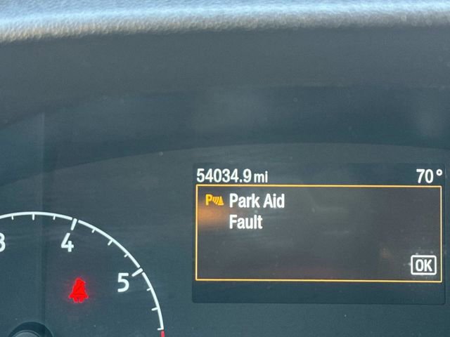 Used 2023 Ford Transit 350 XLT image 3