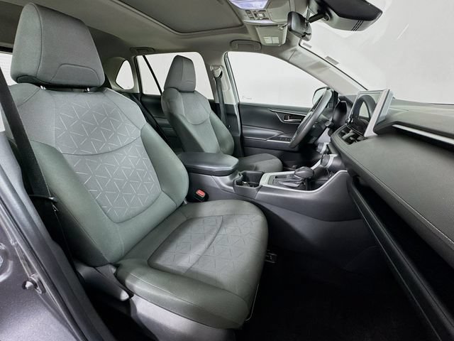 Used 2024 Toyota RAV4 XLE w/ Convenience Package FWD image 29