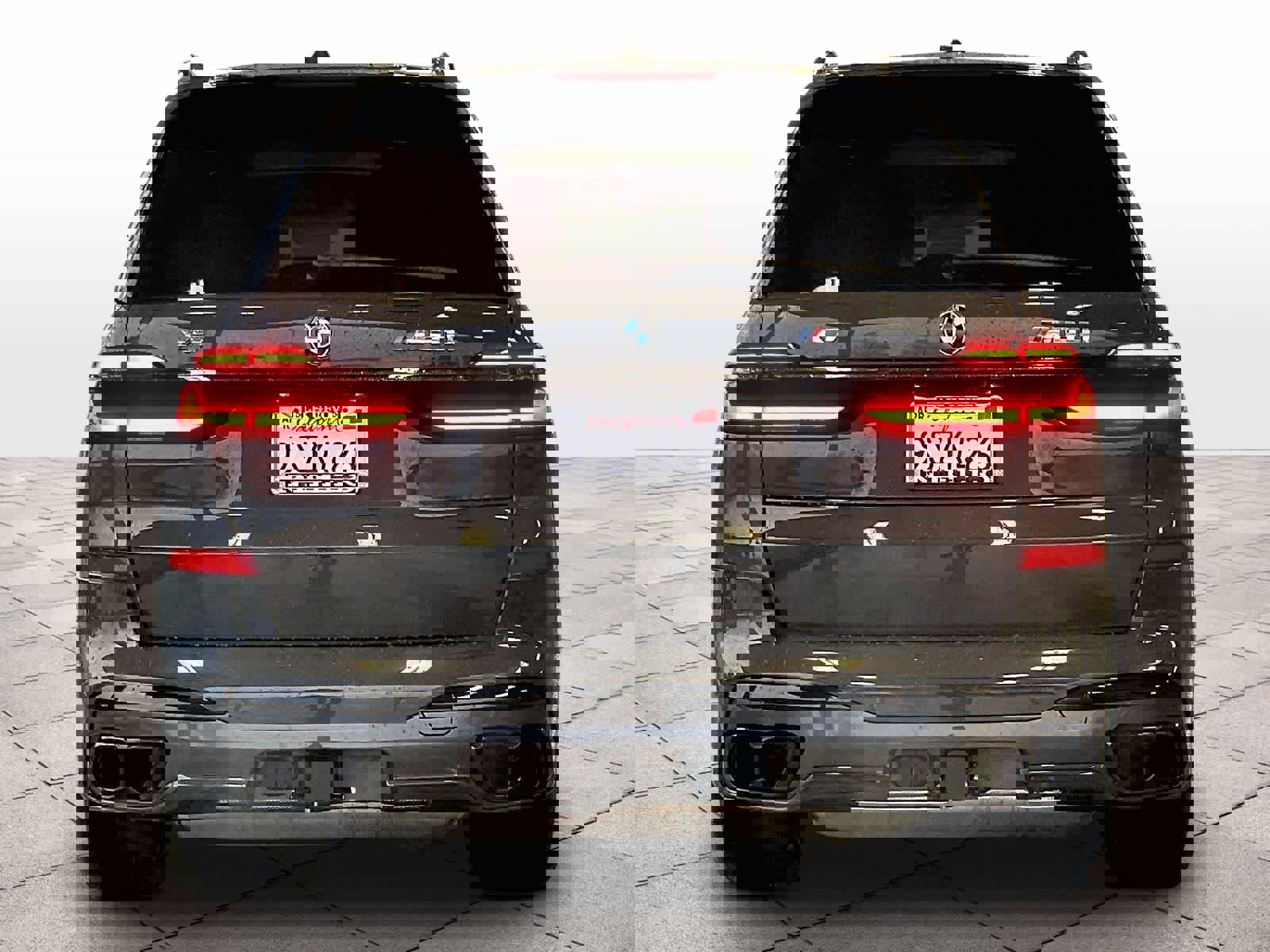 Used 2025 BMW X7 M60i image 6