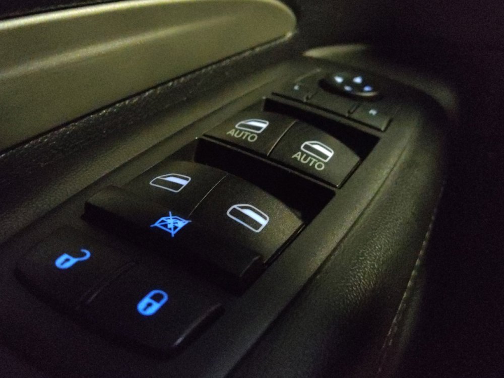Used 2020 Dodge Durango SXT RWD image 27