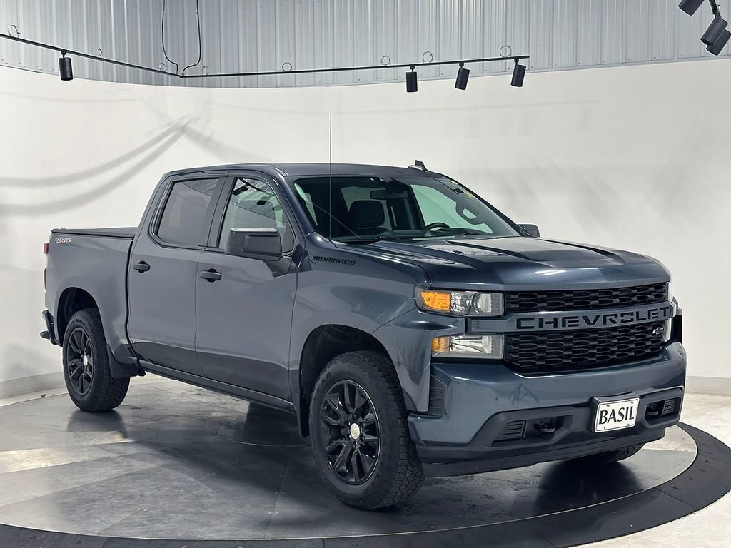 Used 2020 Chevrolet Silverado 1500 Custom w/ Custom Value Package AWD/4WD image 33