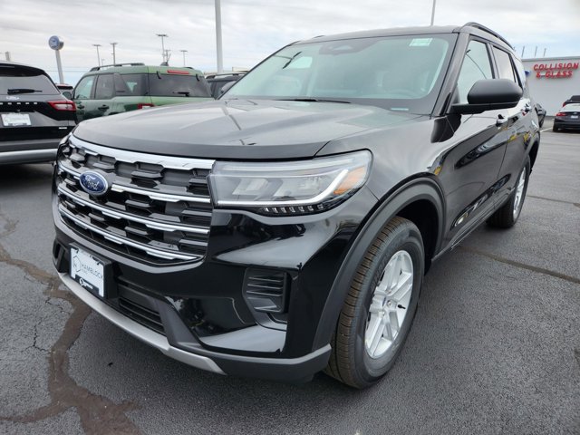 New 2026 Ford Explorer Active image 3