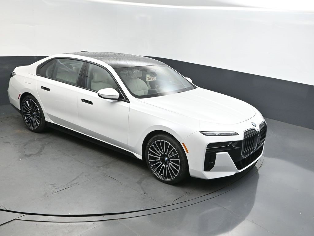 New 2026 BMW 760i xDrive w/ Executive Package image 1