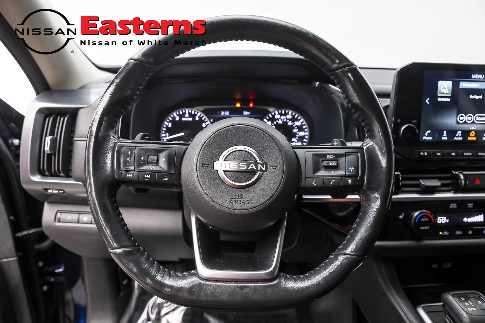 Used 2024 Nissan Pathfinder SL image 30