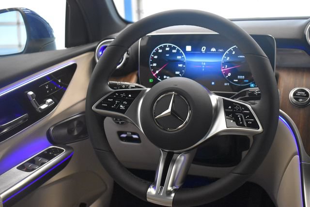New 2027 Mercedes-Benz GLC 300 4MATIC image 24