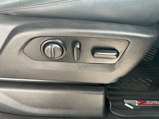 Used 2021 Chevrolet Silverado 1500 LTZ image 22