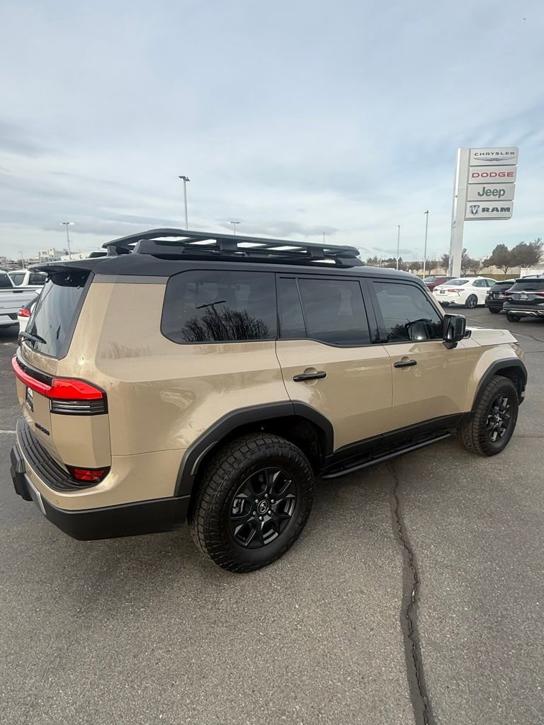 Used 2024 Lexus GX 550 image 14