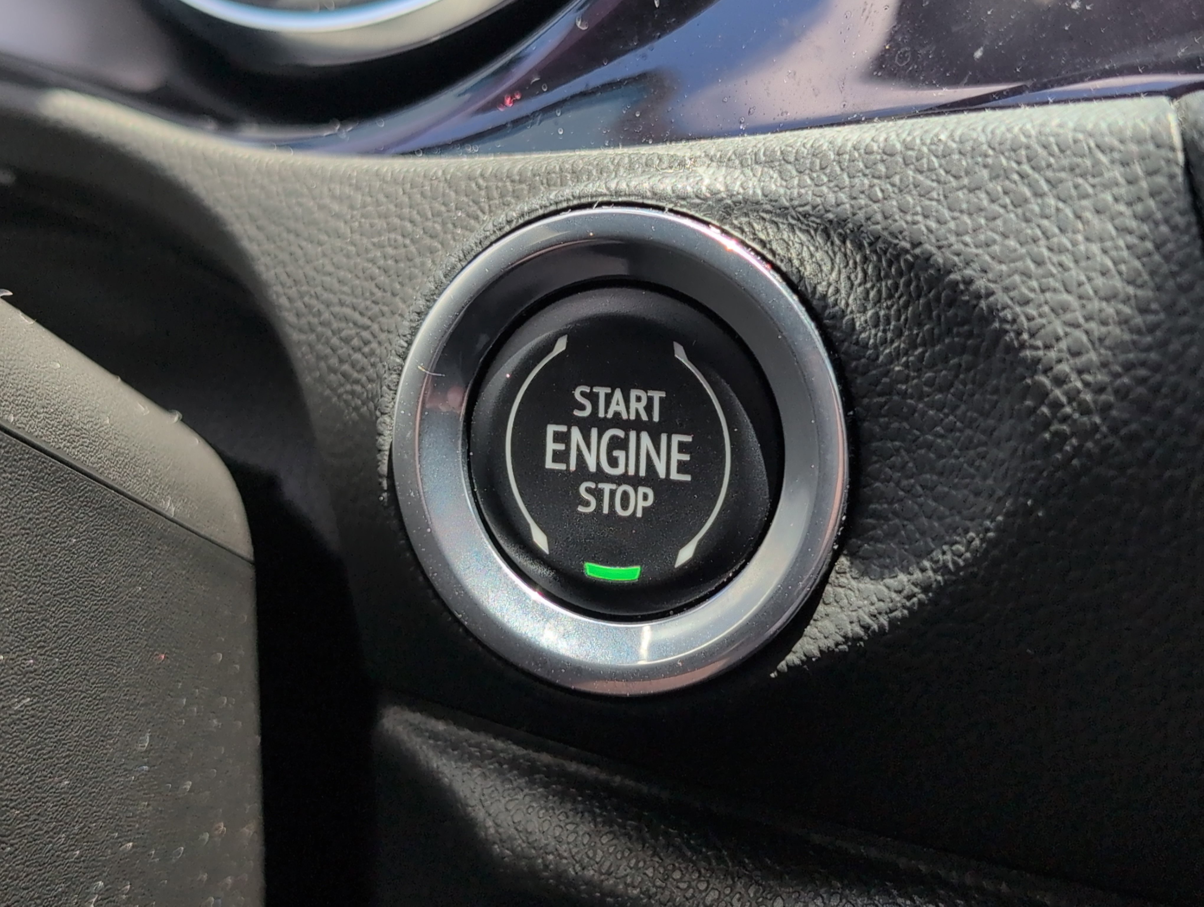 Used 2023 Buick Encore GX Select w/ Sport Touring Package FWD image 22