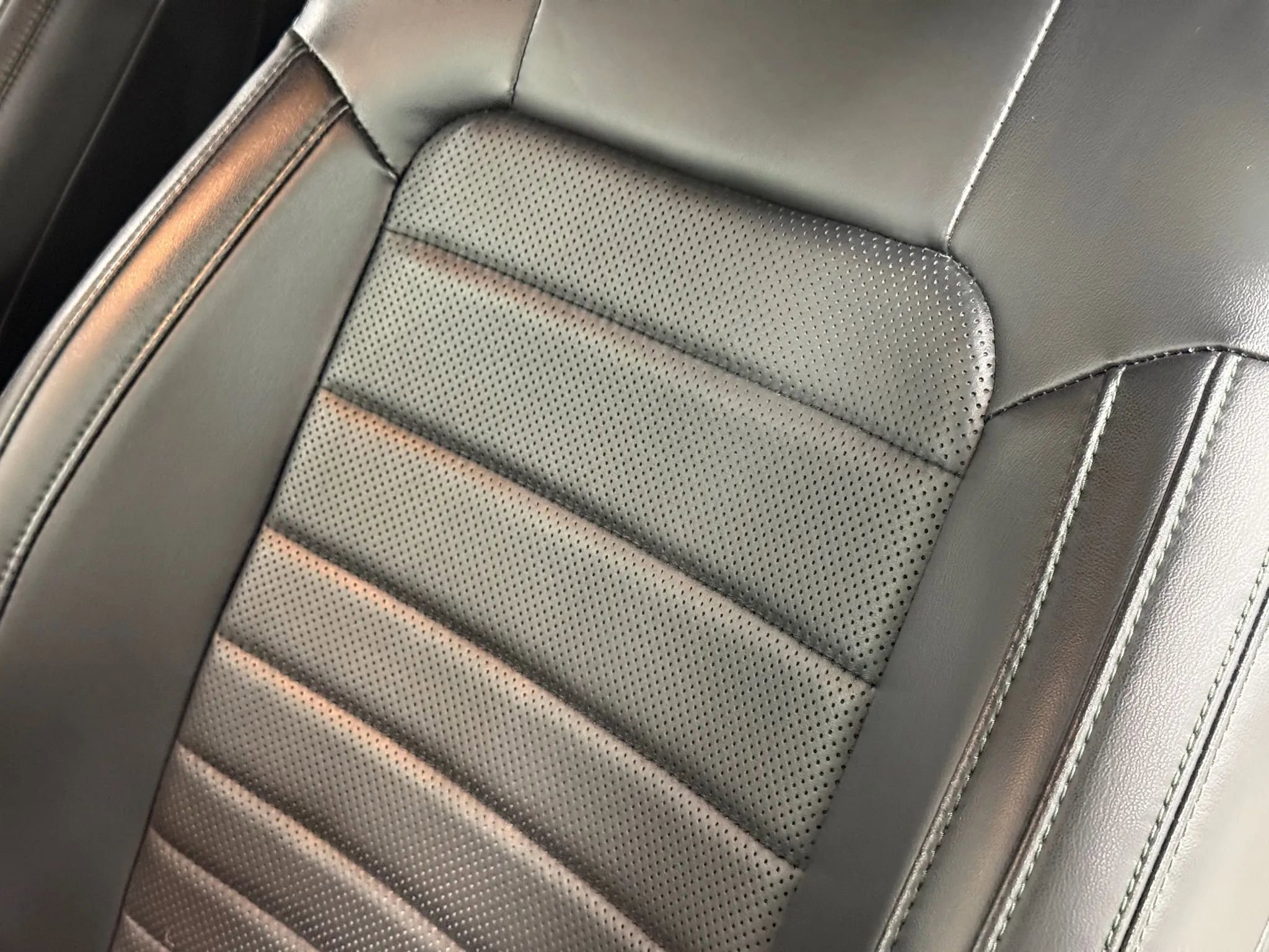 Used 2020 Ford Mustang Bullitt image 18