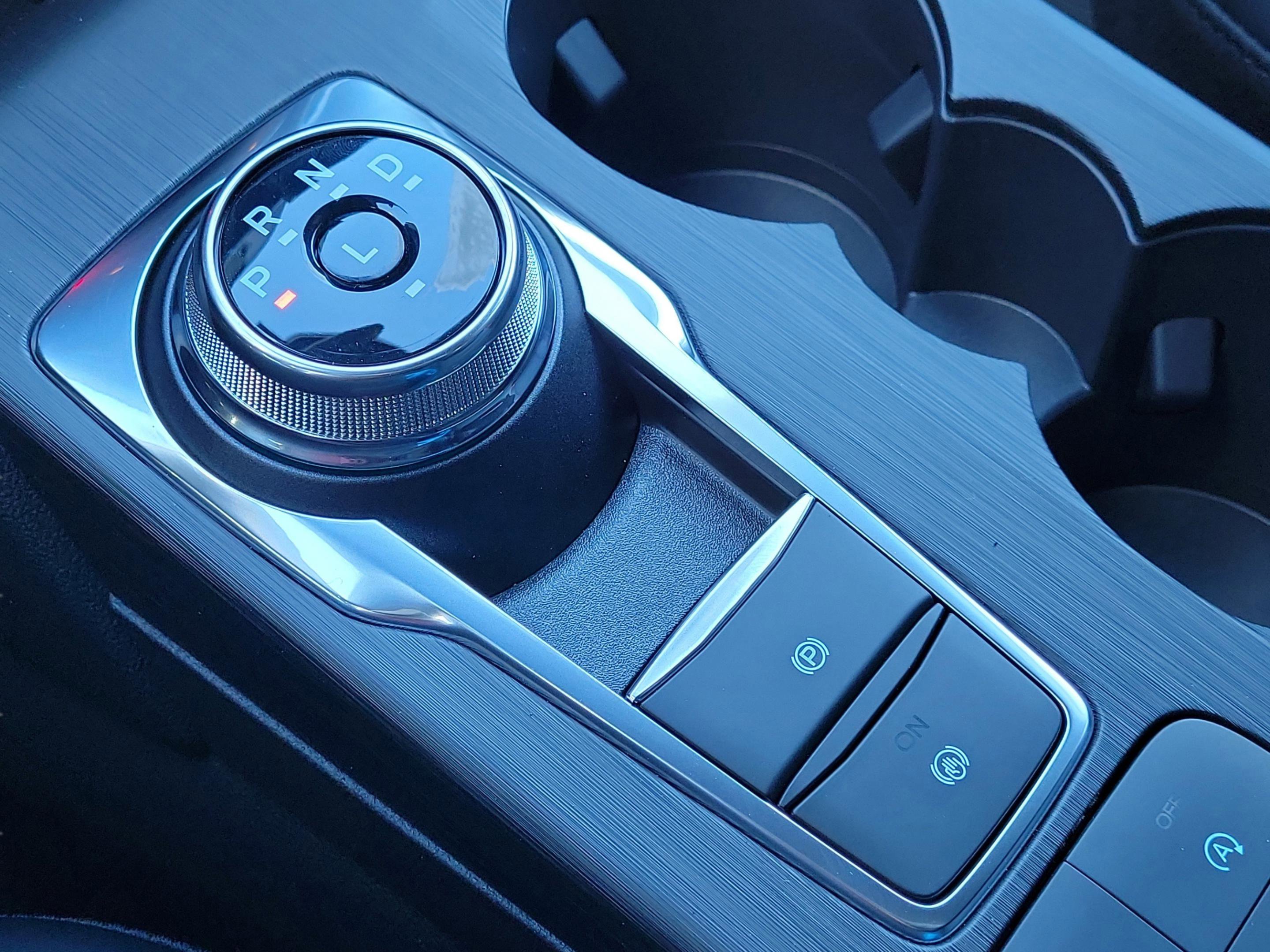 New 2026 Ford Escape ST-Line w/ Cold Weather Package image 25