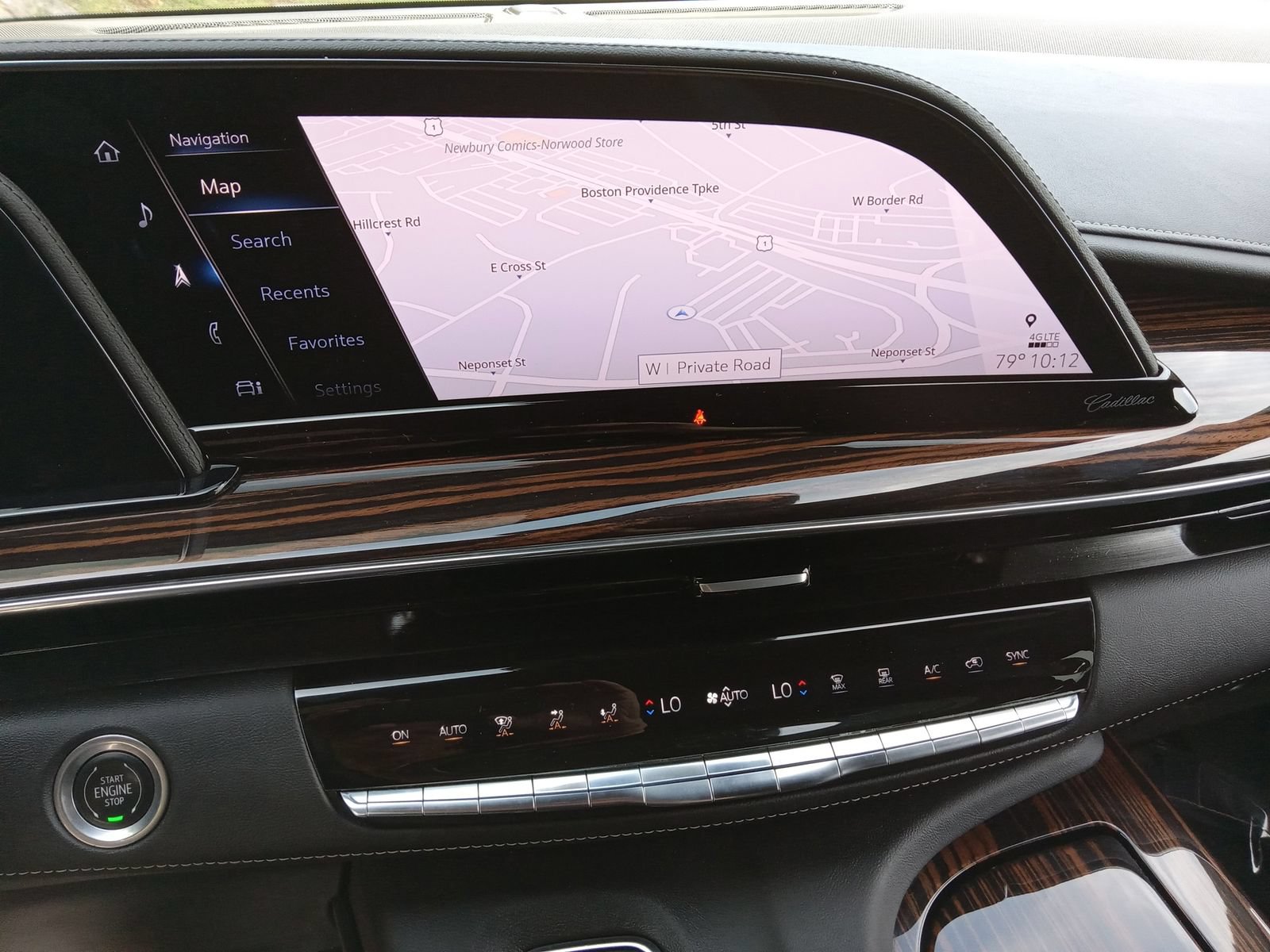 Used 2023 Cadillac Escalade ESV Premium Luxury w/ LPO, Radiant Package AWD/4WD image 16