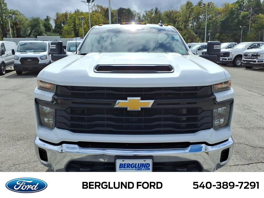 Used 2024 Chevrolet Silverado 3500 W/T w/ WT Convenience Package image 10