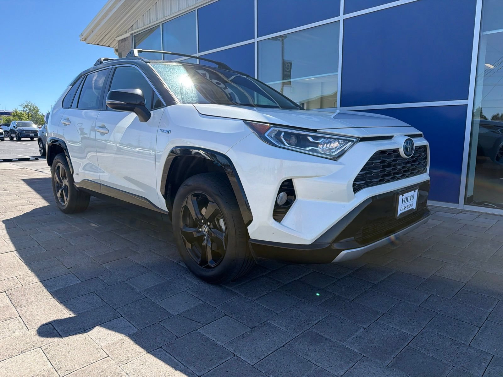 Used 2020 Toyota RAV4 XSE AWD/4WD image 2