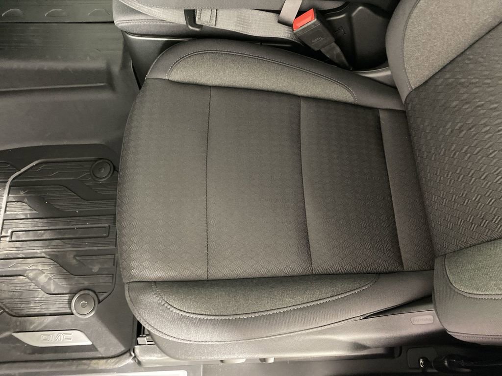 New 2026 GMC Sierra 1500 SLE image 21