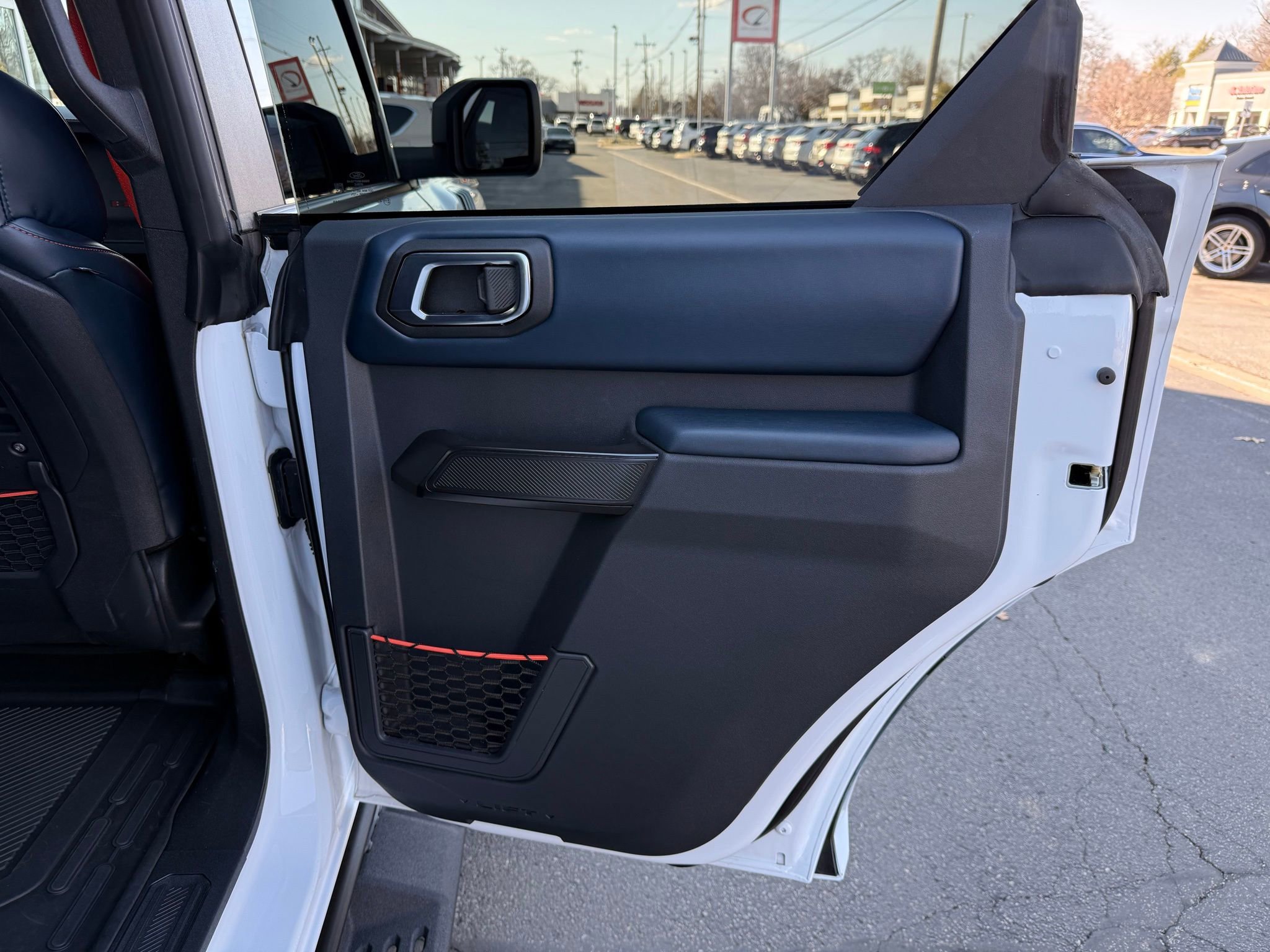 Used 2024 Ford Bronco Raptor image 39