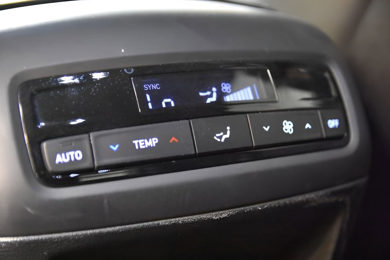 Used 2024 Hyundai Palisade SEL image 31