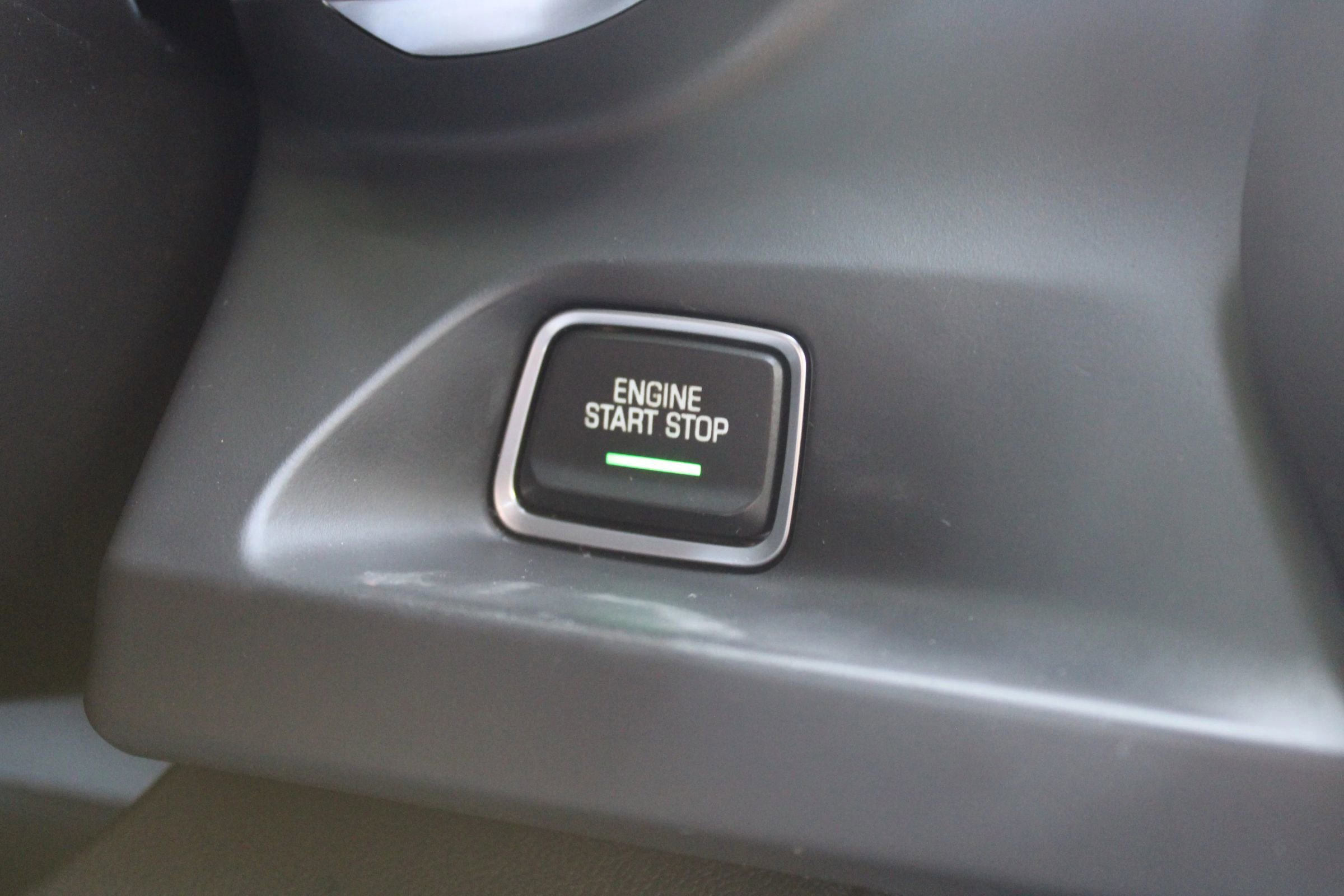 Used 2022 Chevrolet Camaro LT RWD image 26