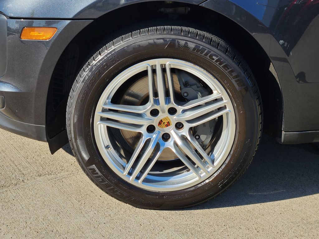 Used 2019 Porsche Macan S AWD/4WD image 10