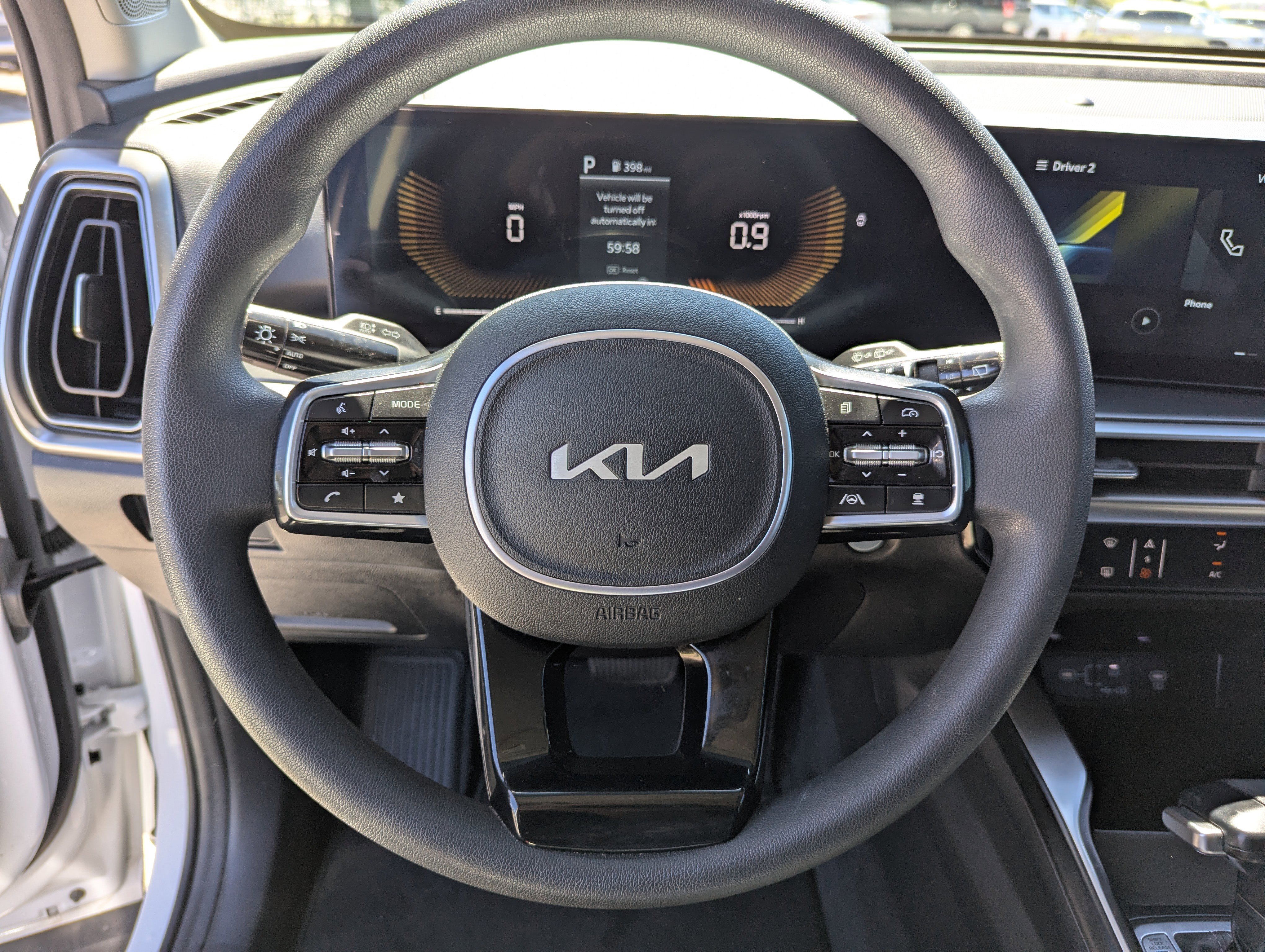 Certified 2025 Kia Sorento LX image 28