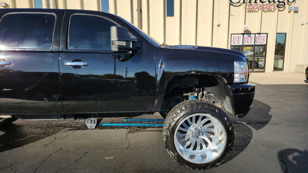 Used 2012 Chevrolet Silverado 2500 LT w/ Texas Edition image 25