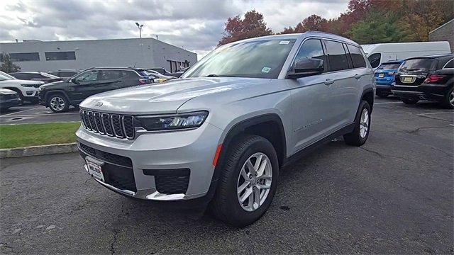 Used 2024 Jeep Grand Cherokee L Laredo w/ Luxury Tech Group I image 7