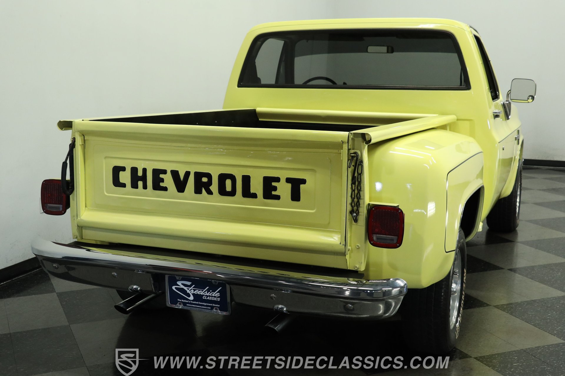 Used 1987 Chevrolet Silverado 1500 1500 RWD image 9