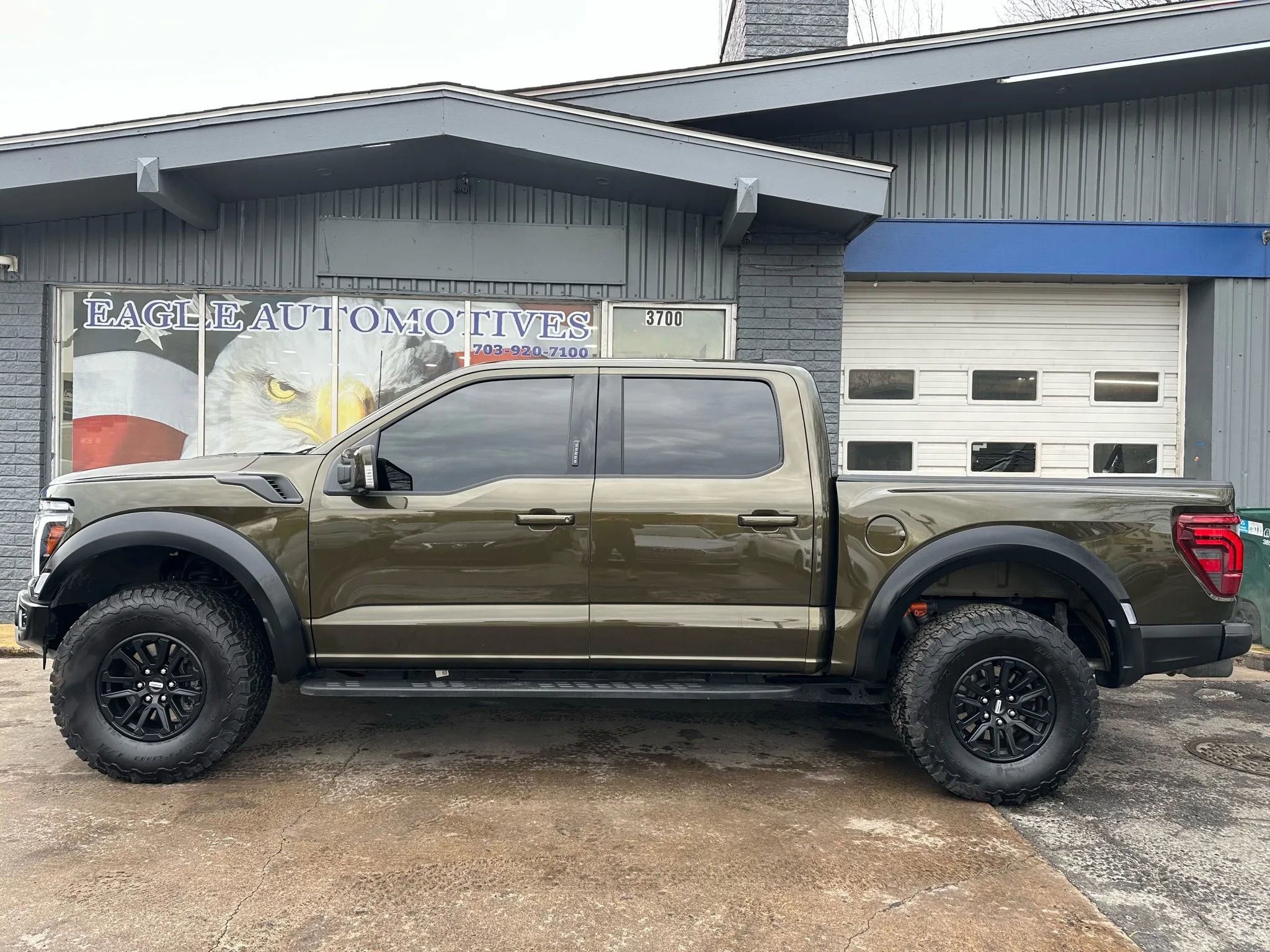 Used 2024 Ford F150 Raptor AWD/4WD image 6