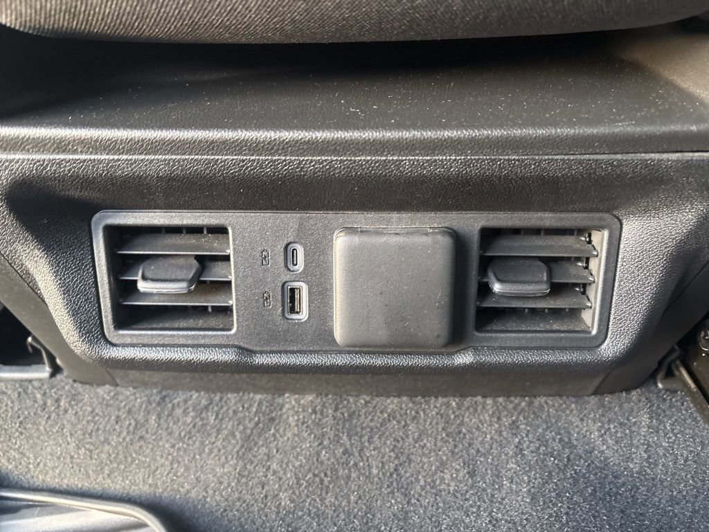 Used 2024 Chevrolet Silverado 1500 LT image 35