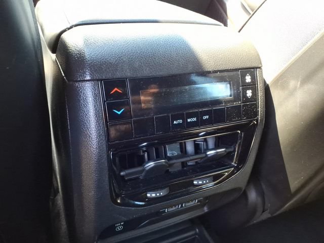 Used 2023 Jeep Grand Cherokee L Laredo AWD/4WD image 15