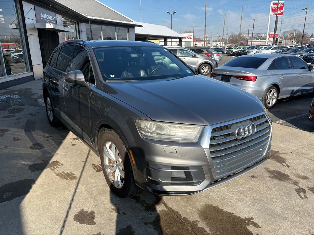 Used 2017 Audi Q7 3.0T Premium image 6