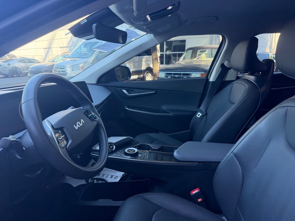 Certified 2024 Kia EV6 Wind AWD/4WD image 11