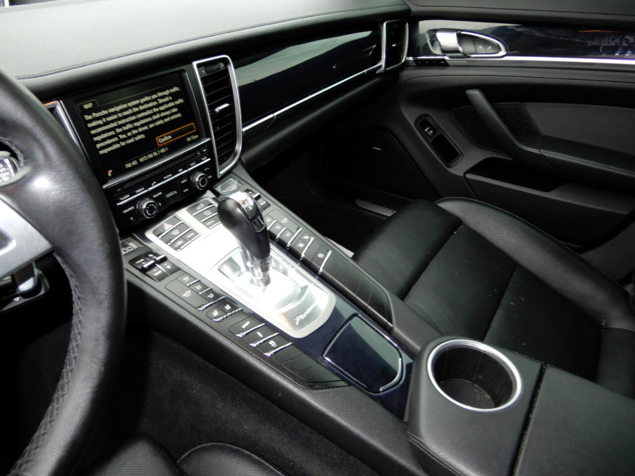 Used 2016 Porsche Panamera 4 image 14