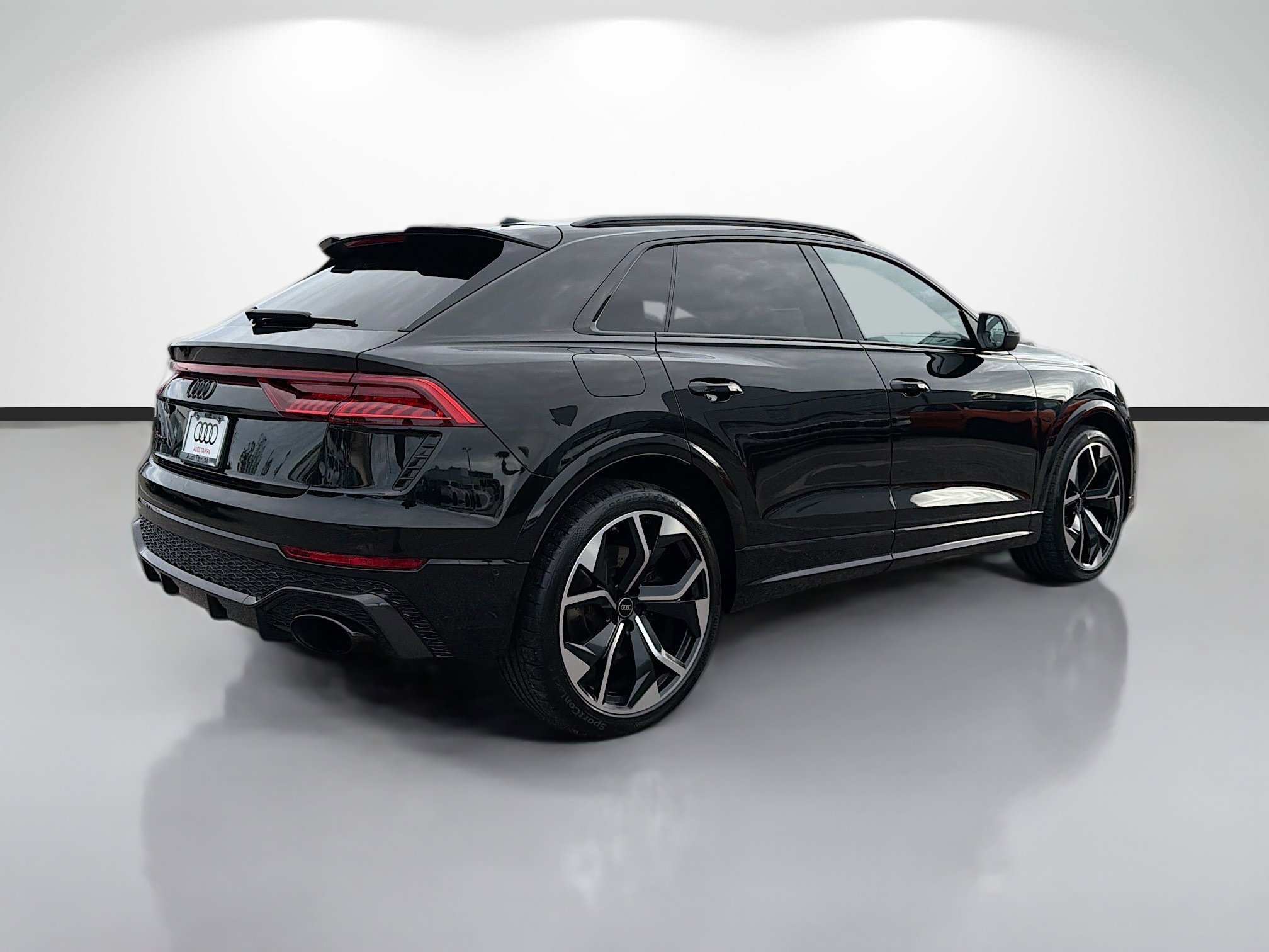 Used 2023 Audi RS Q8 image 4