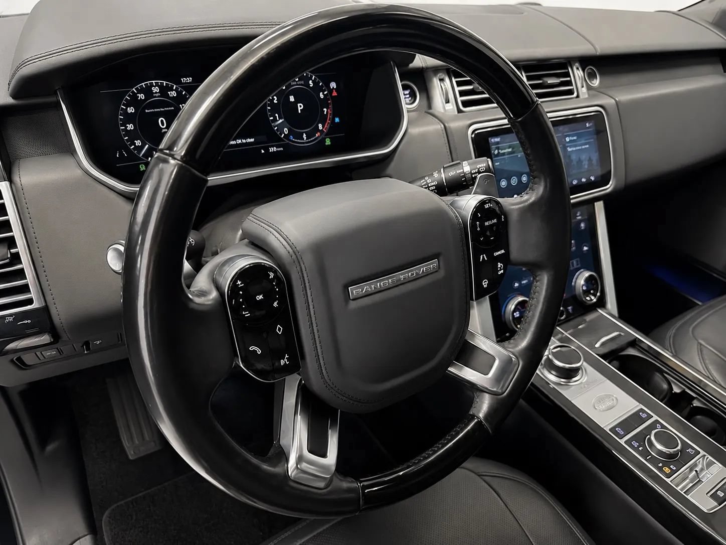 Used 2018 Land Rover Range Rover Autobiography AWD/4WD image 9